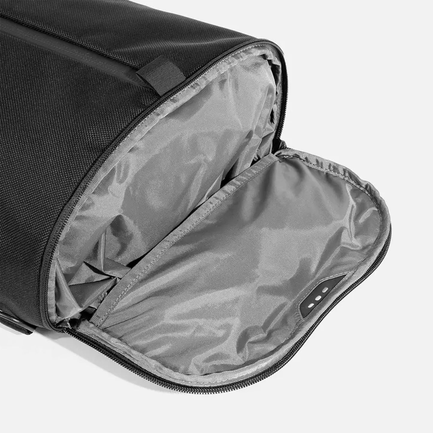 Senn Sling Bag