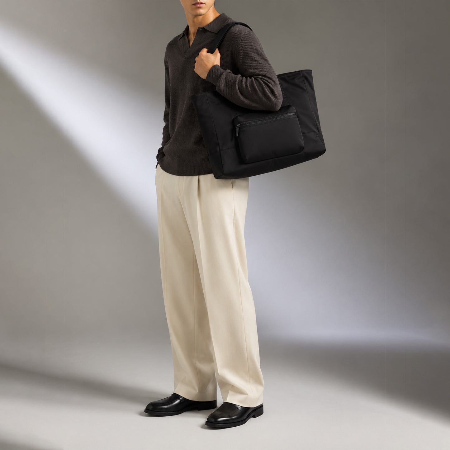 The Precinct Tote