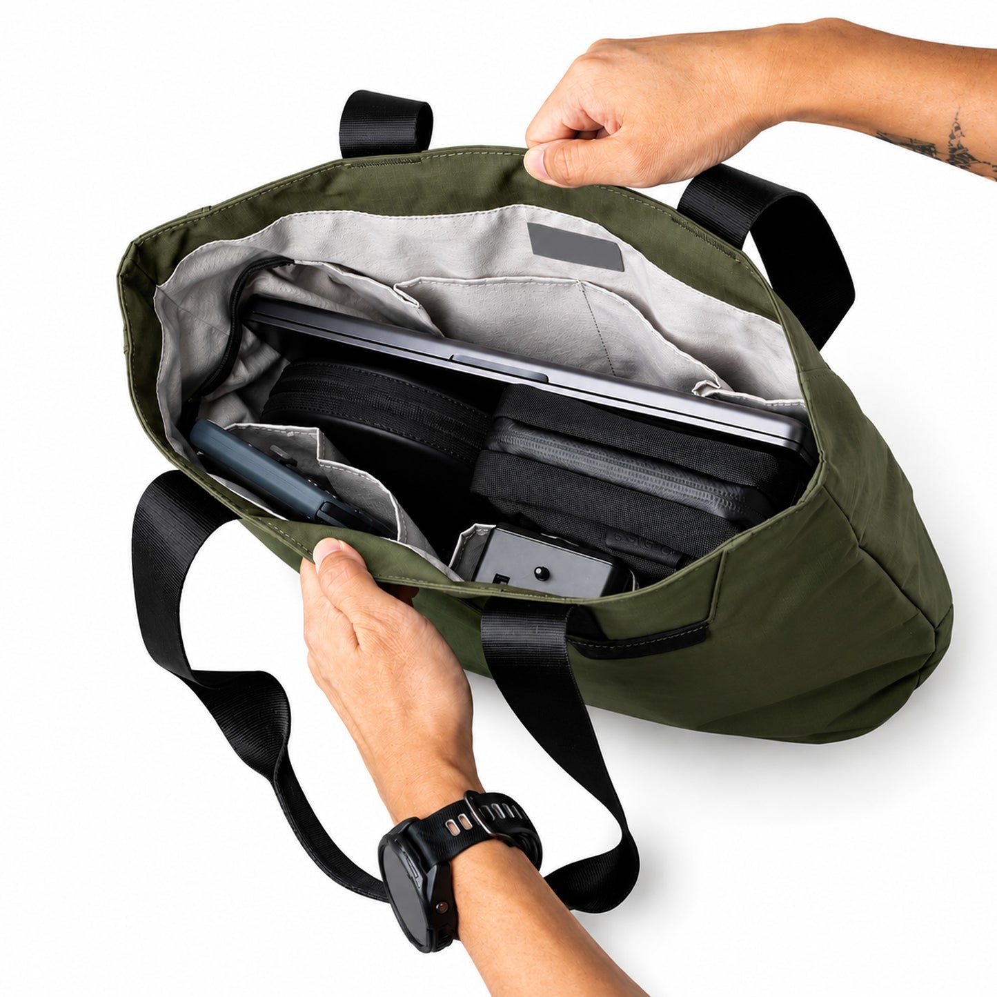 Axon Tote