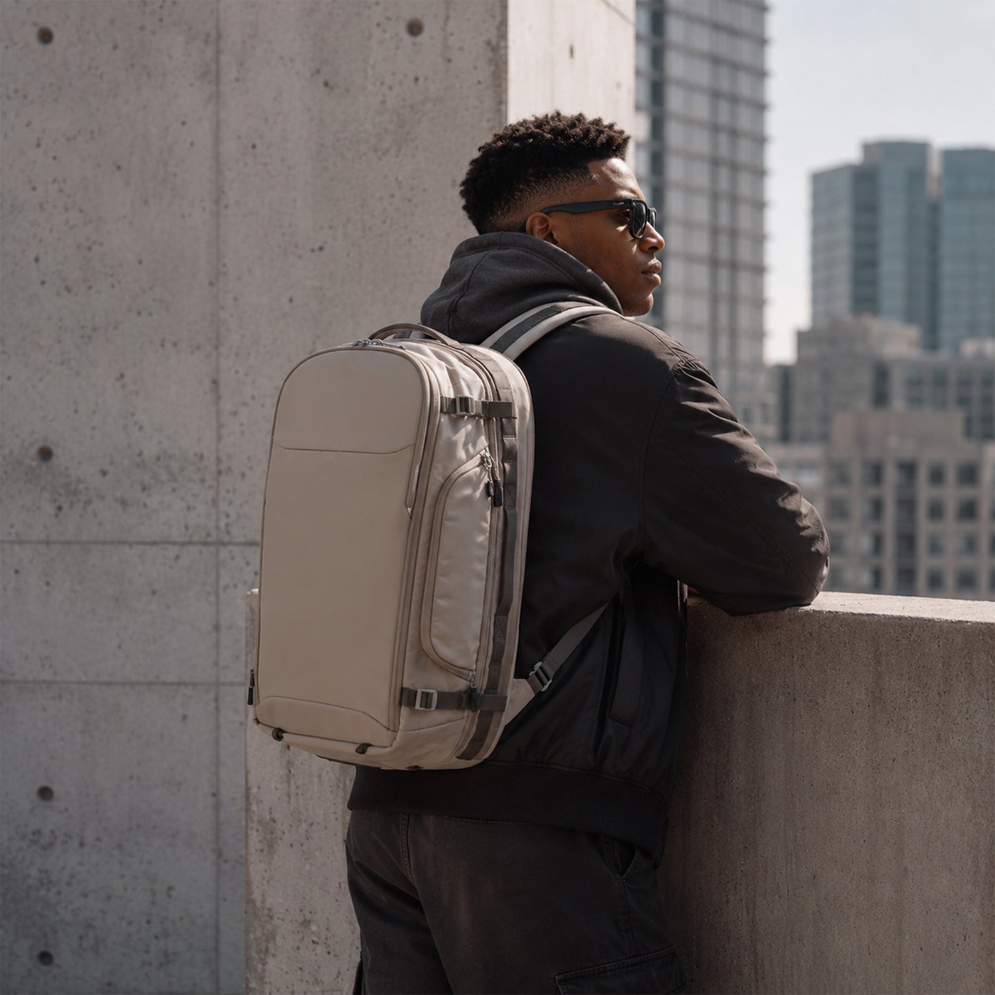 Valt Travel Backpack