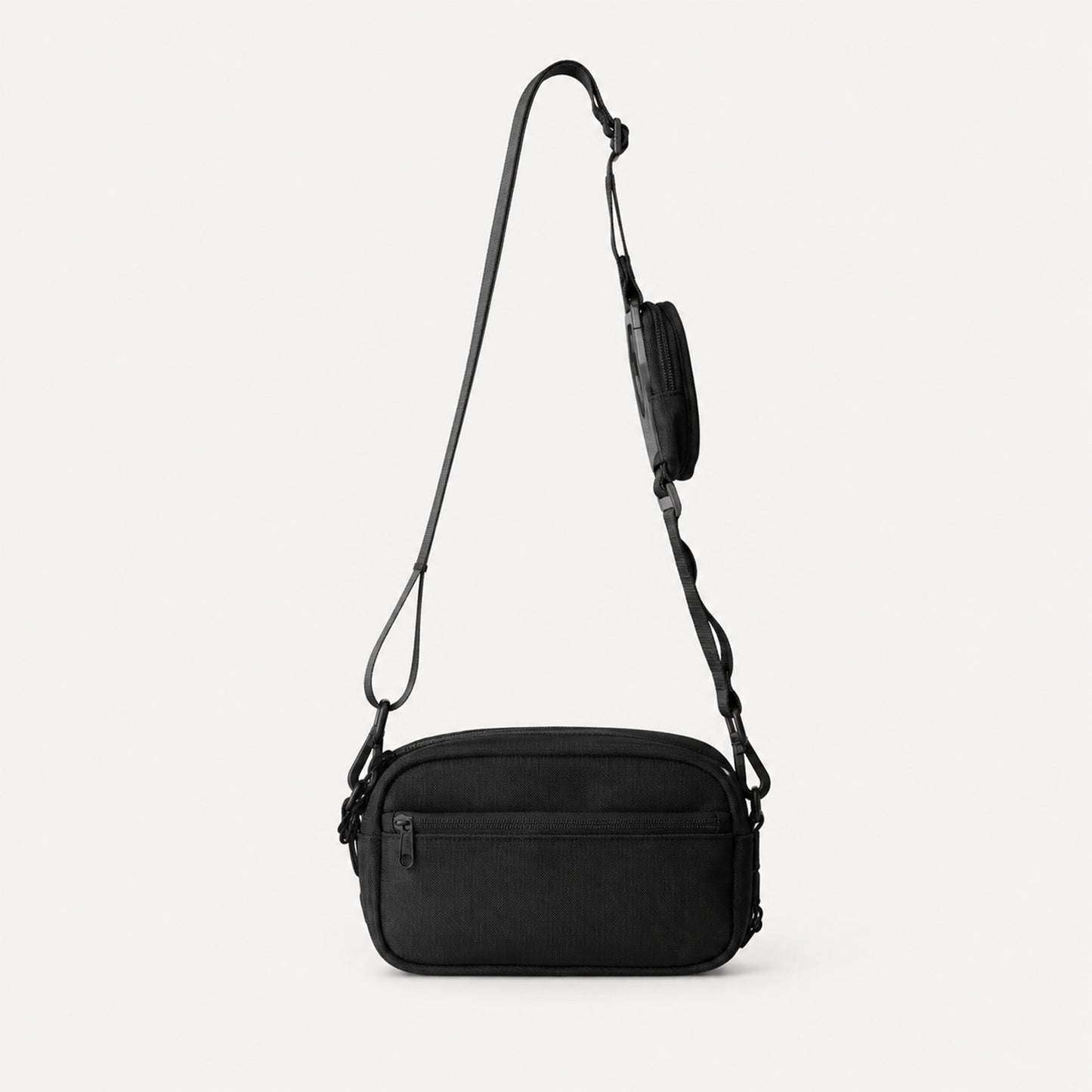 Aveny Crossbody With Key Leash